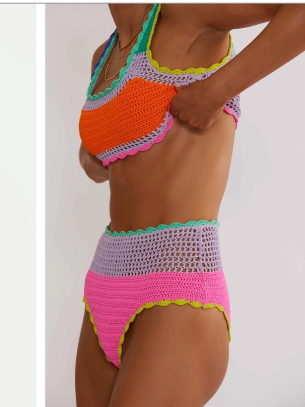 NWT BEACH RIOT Wyatt Bottom Technicolor Rays